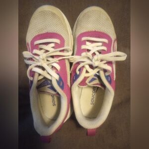 Saucony Girls Sneakers. Lace Up